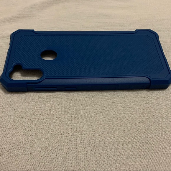 Samsung Galaxy A11 | Tuff Rugged Protective Case Metro by T-Mobile - Picture 6 of 13